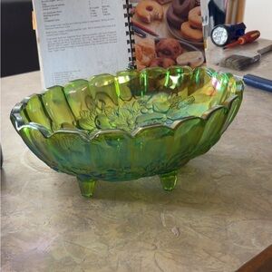 Vintage Iridescent Green IndianaGlass Harvest Grape Oval Centerpiece Bowl-Footed